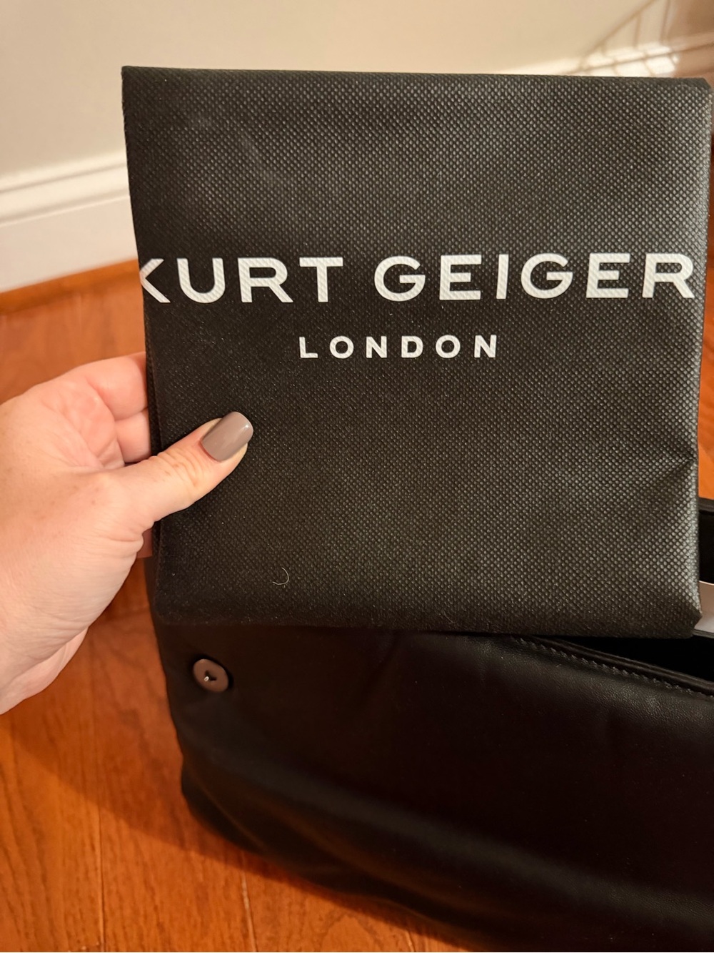 Kurt Geiger Black Lamb Skin Leather XXL Shoulder Bag with Silver Chain - Picture 12 of 14